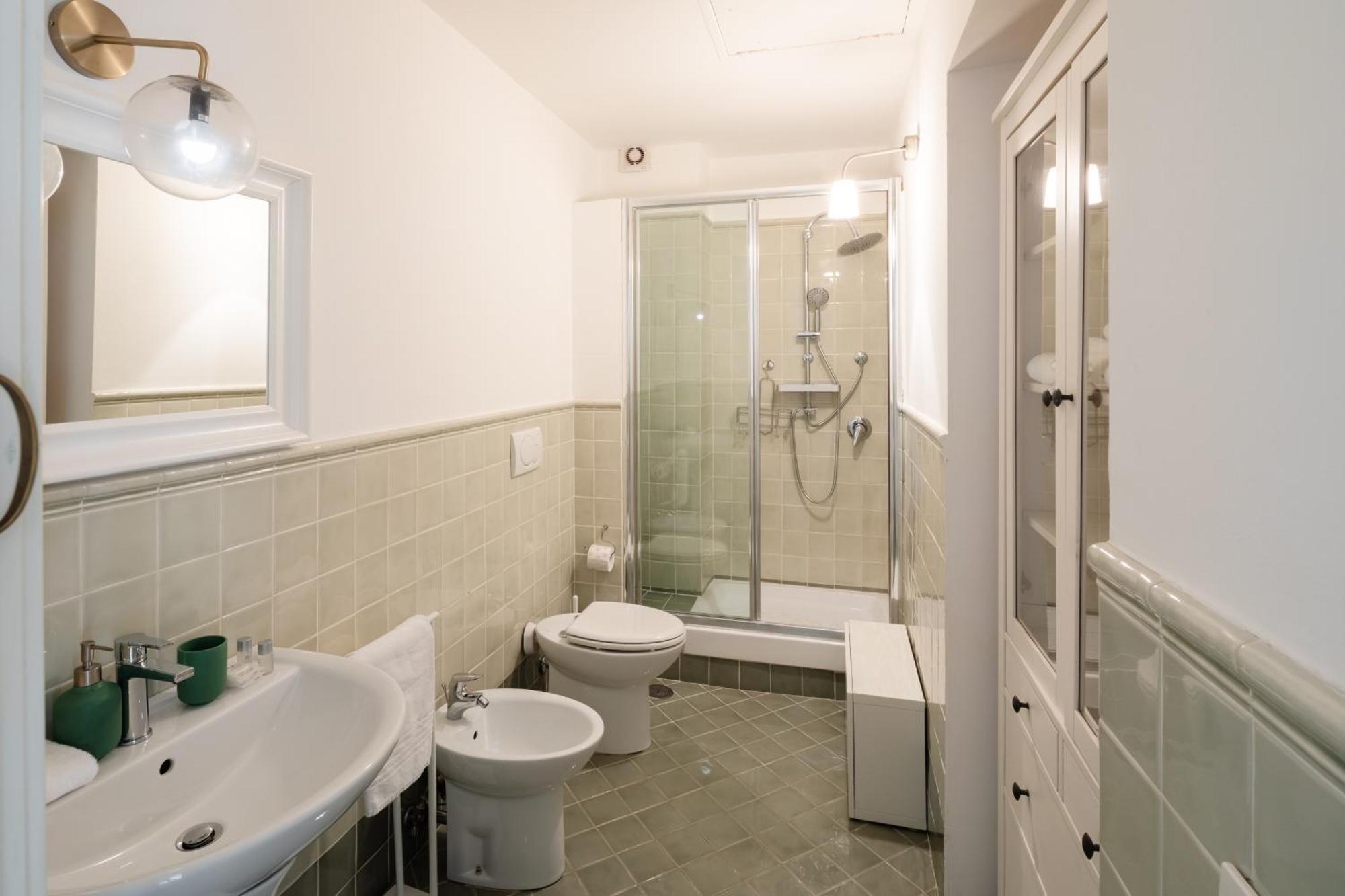 2 Bedrooms Flat Near The Colosseum Apartment Rom