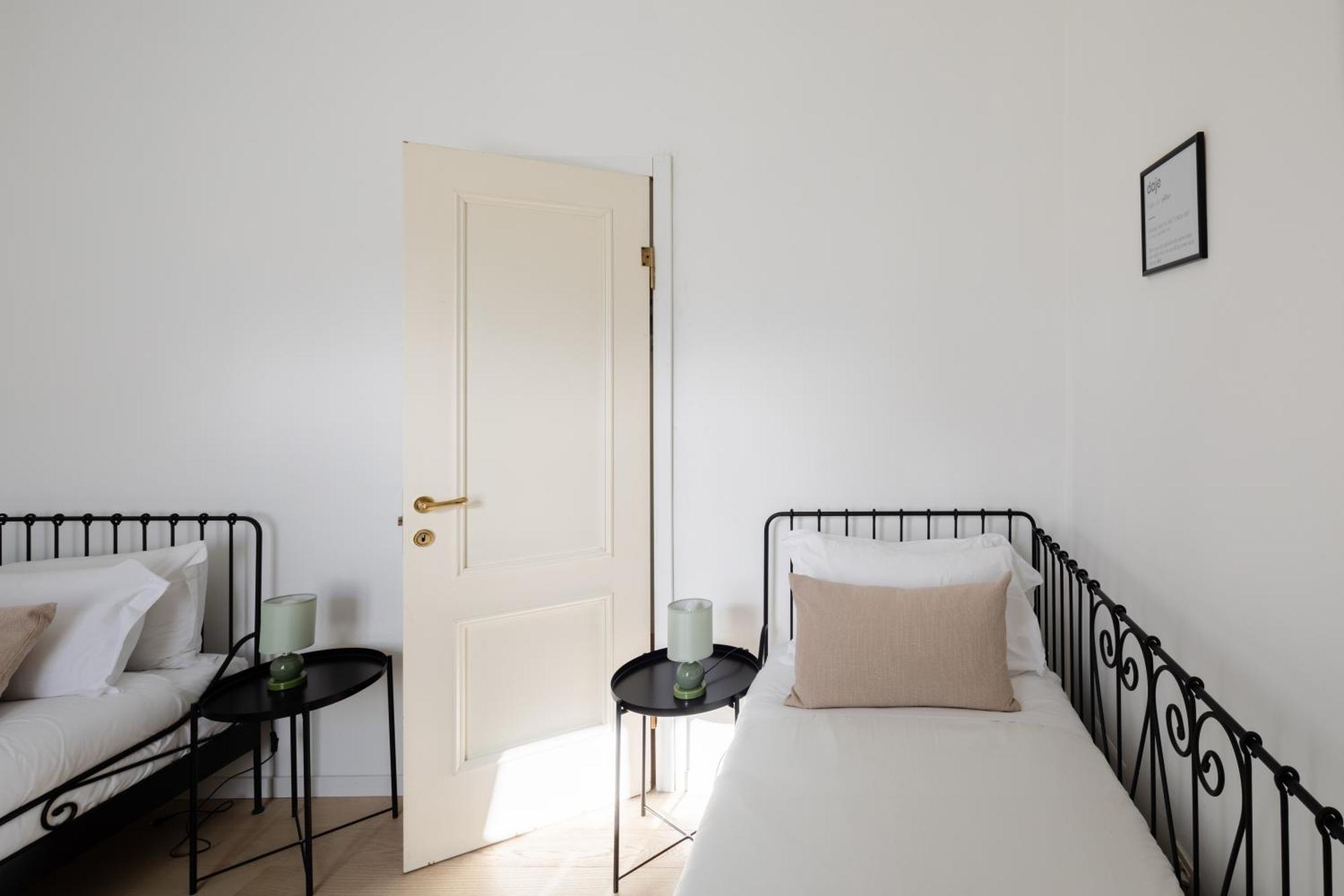 2 Bedrooms Flat Near The Colosseum Apartment Rom
