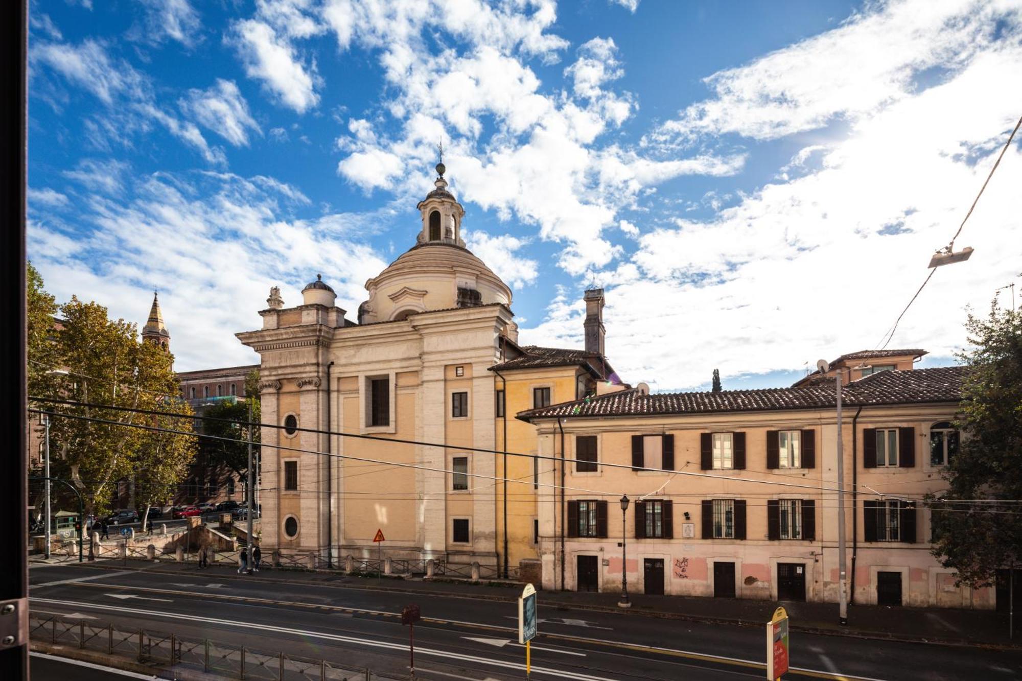 Apartment 2 Bedrooms Flat Near The Colosseum *